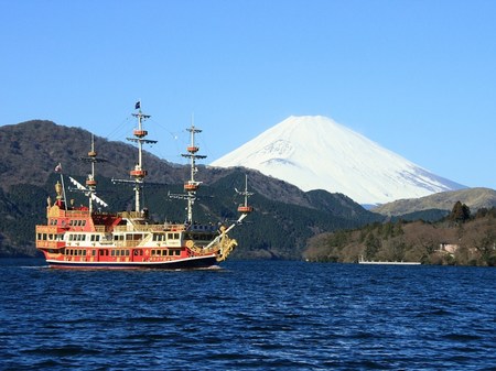 箱根芦ノ湖遊覧船.jpg